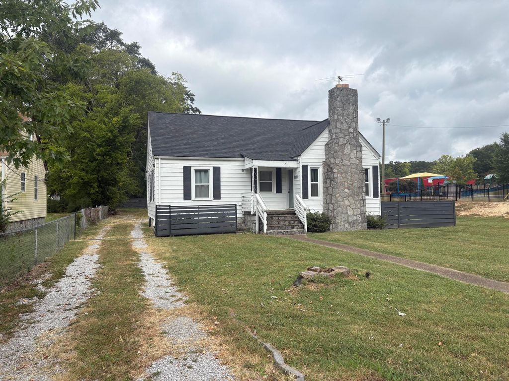 27 N Germantown Road, Chattanooga, TN 37411