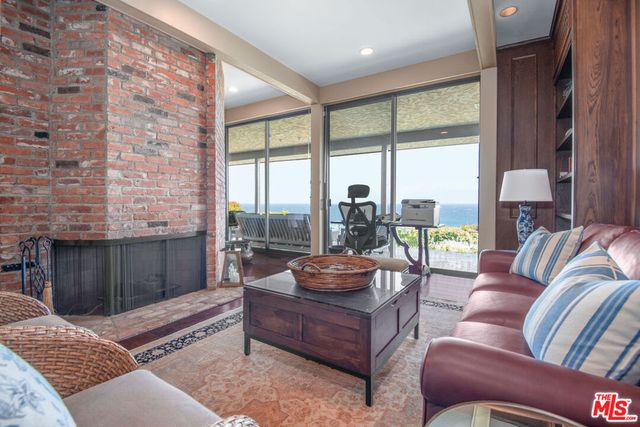 29008 Cliffside Drive, Malibu, CA 90265