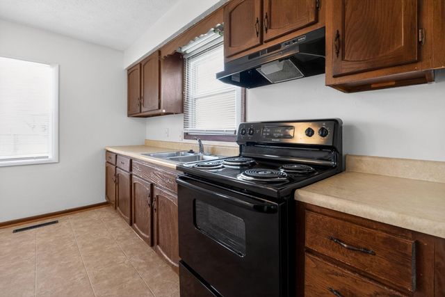 1211 Shady Lane Road, Columbus, OH 43227