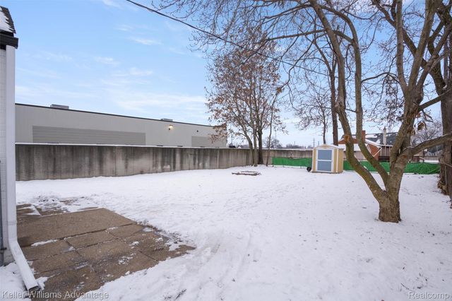 20406 Floral Street, Livonia, MI 48152