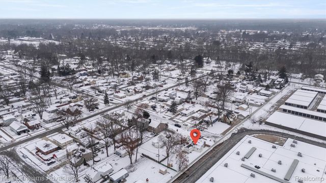 20406 Floral Street, Livonia, MI 48152