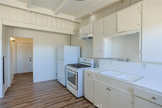 11389 Lee, Adelanto, CA 92301