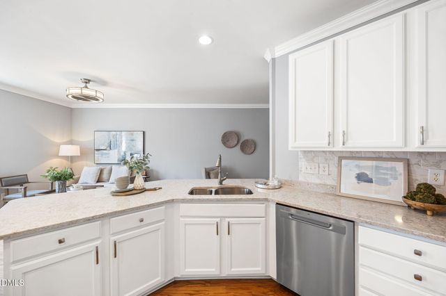 325 Old Mill Village Drive, Apex, NC 27502