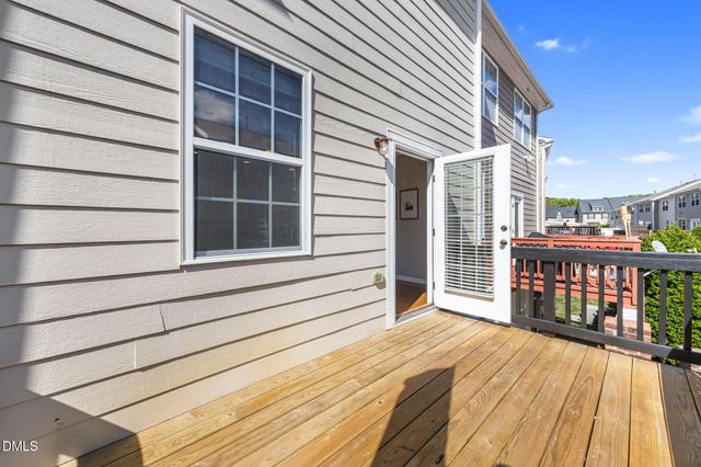 325 Old Mill Village Drive, Apex, NC 27502
