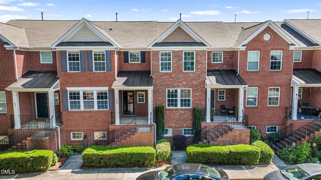 325 Old Mill Village Drive, Apex, NC 27502