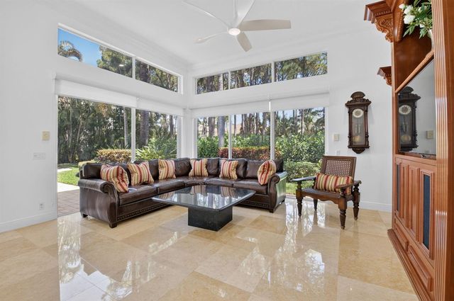 6718 ROYAL ORCHID Circle, Delray Beach, FL 33446