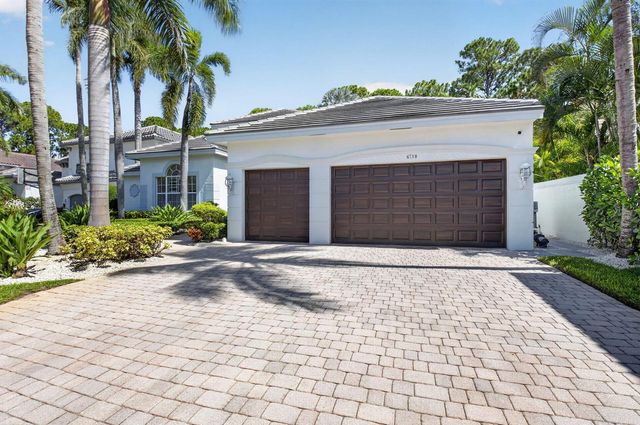 6718 ROYAL ORCHID Circle, Delray Beach, FL 33446