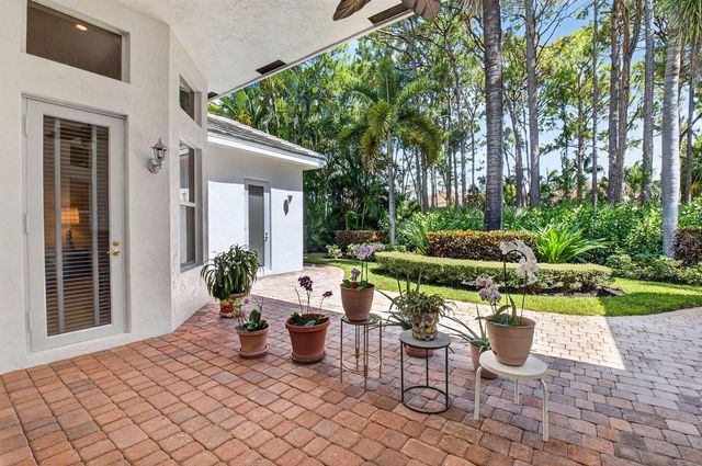 6718 ROYAL ORCHID Circle, Delray Beach, FL 33446