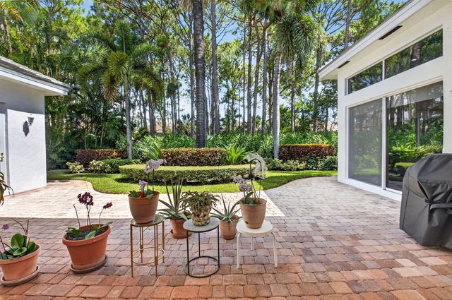 6718 ROYAL ORCHID Circle, Delray Beach, FL 33446