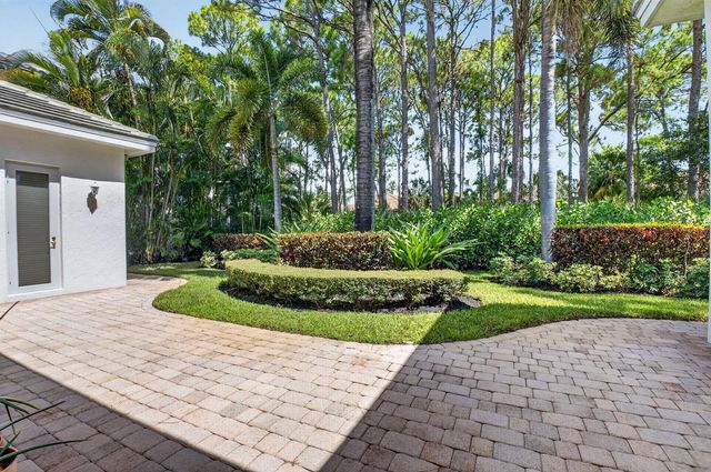 6718 ROYAL ORCHID Circle, Delray Beach, FL 33446