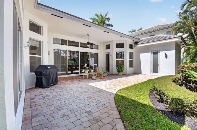 6718 ROYAL ORCHID Circle, Delray Beach, FL 33446