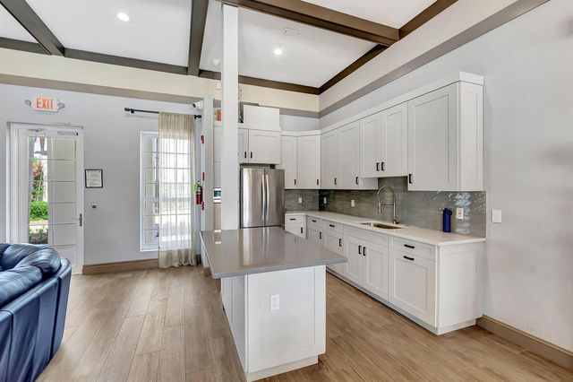 6718 ROYAL ORCHID Circle, Delray Beach, FL 33446