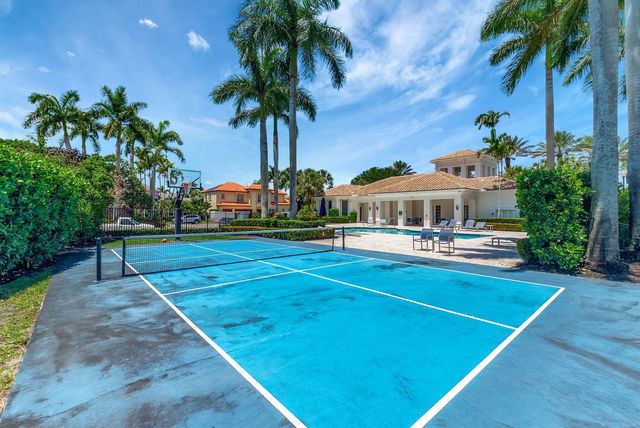 6718 ROYAL ORCHID Circle, Delray Beach, FL 33446