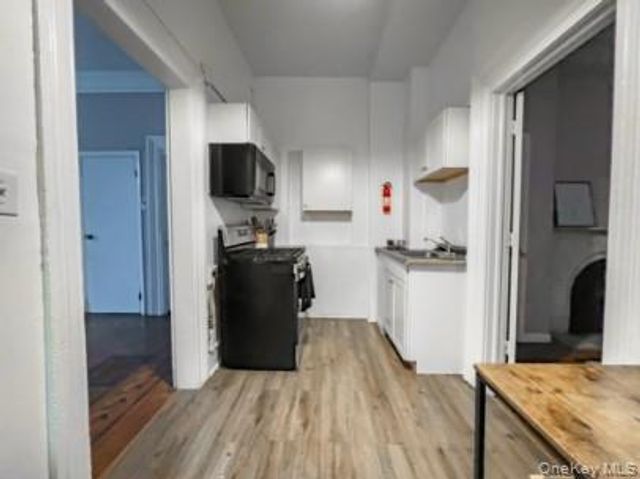 226 Montgomery Street 4, Newburgh, NY 12550