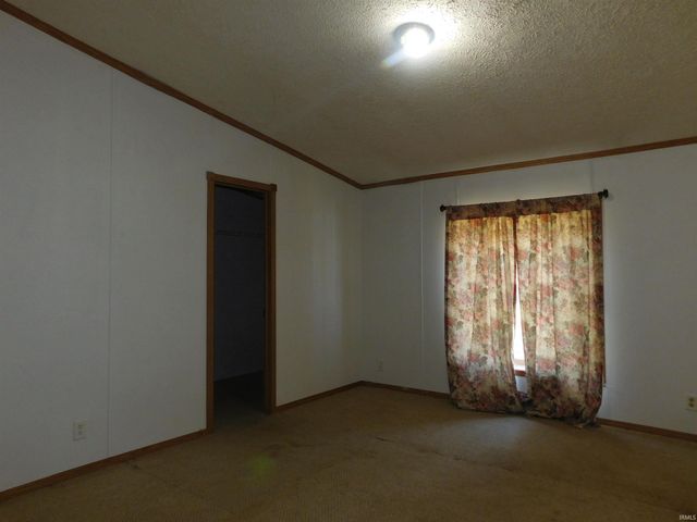 9100 S County Road 750, Daleville, IN 47334