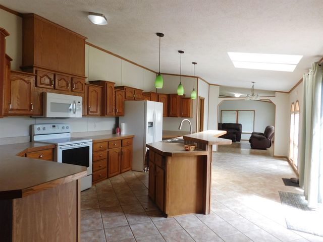 9100 S County Road 750, Daleville, IN 47334