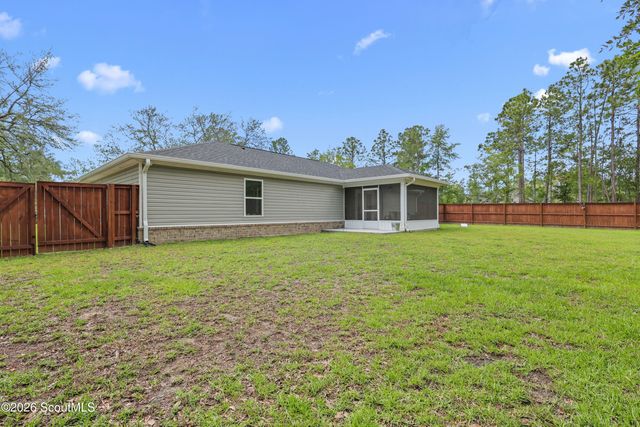 76 Tree Top Lane, Jesup, GA 31545