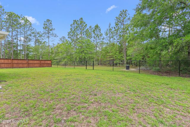 76 Tree Top Lane, Jesup, GA 31545
