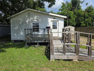 1713 Avenue I, Bay City, TX 77414