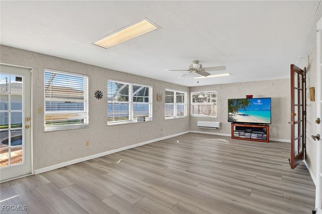 1403 SE 21st AVE, Cape Coral, FL 33990