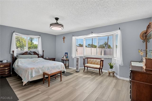 1403 SE 21st AVE, Cape Coral, FL 33990