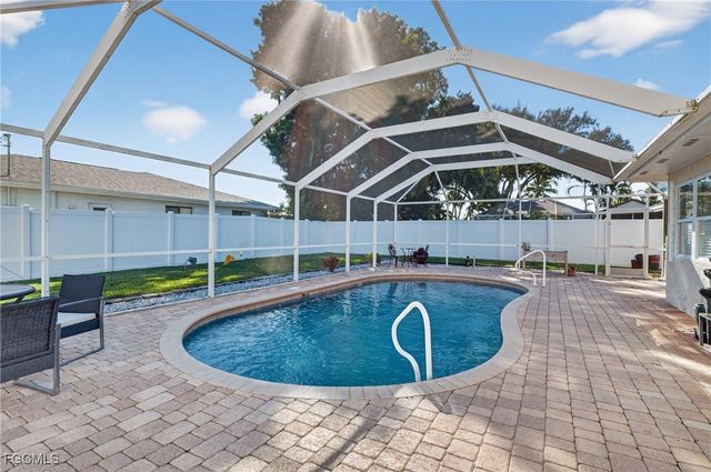 1403 SE 21st AVE, Cape Coral, FL 33990