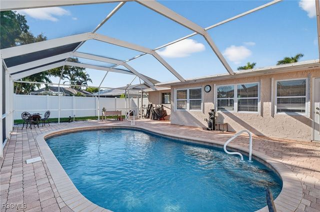 1403 SE 21st AVE, Cape Coral, FL 33990