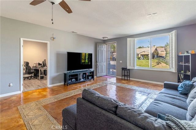 40256 Jacinto, Palmdale, CA 93551