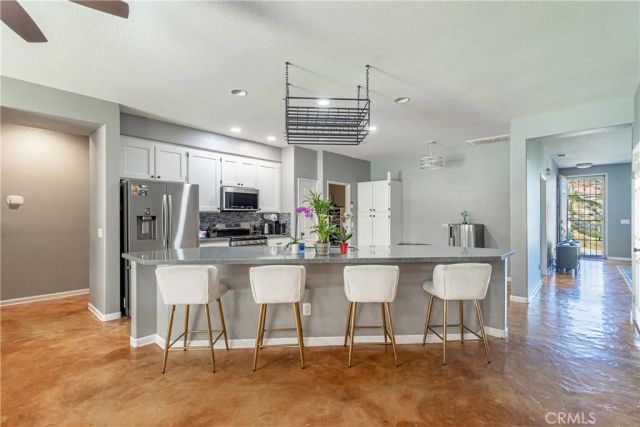 40256 Jacinto, Palmdale, CA 93551