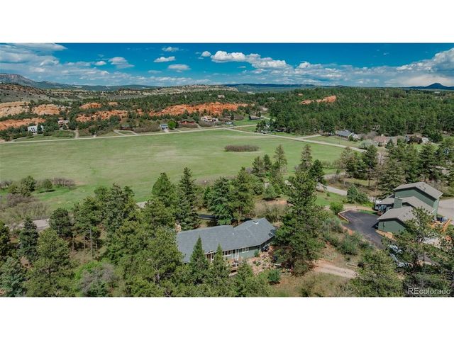 7815 Red Rock Cir, Larkspur, CO 80118