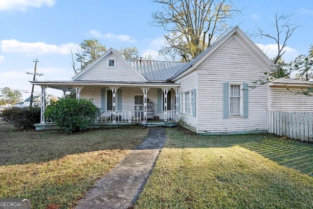 38 Mcdonough Street, Hampton, GA 30228