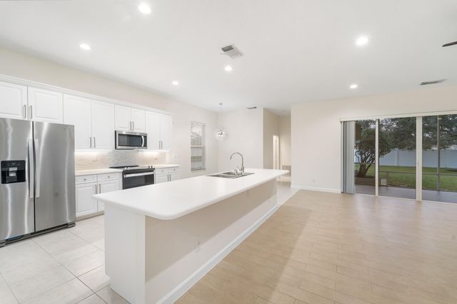 10741 SW Westlawn Blvd, Port St Lucie, FL 34987