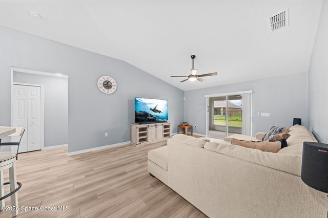 466 Fairbanks Street SW, Palm Bay, FL 32908