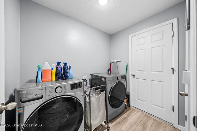 466 Fairbanks Street SW, Palm Bay, FL 32908