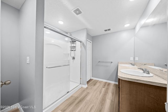 466 Fairbanks Street SW, Palm Bay, FL 32908