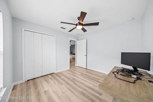 466 Fairbanks Street SW, Palm Bay, FL 32908