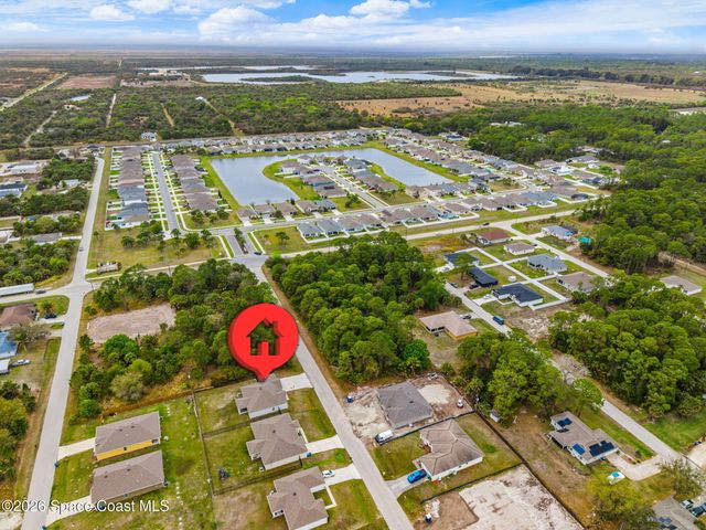 466 Fairbanks Street SW, Palm Bay, FL 32908