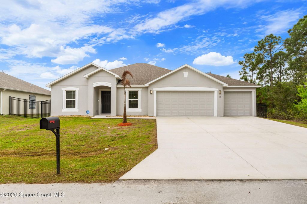 466 Fairbanks Street SW, Palm Bay, FL 32908