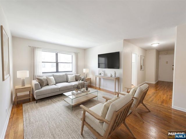 3050 Edwin Avenue 3F, Fort Lee, NJ 07024