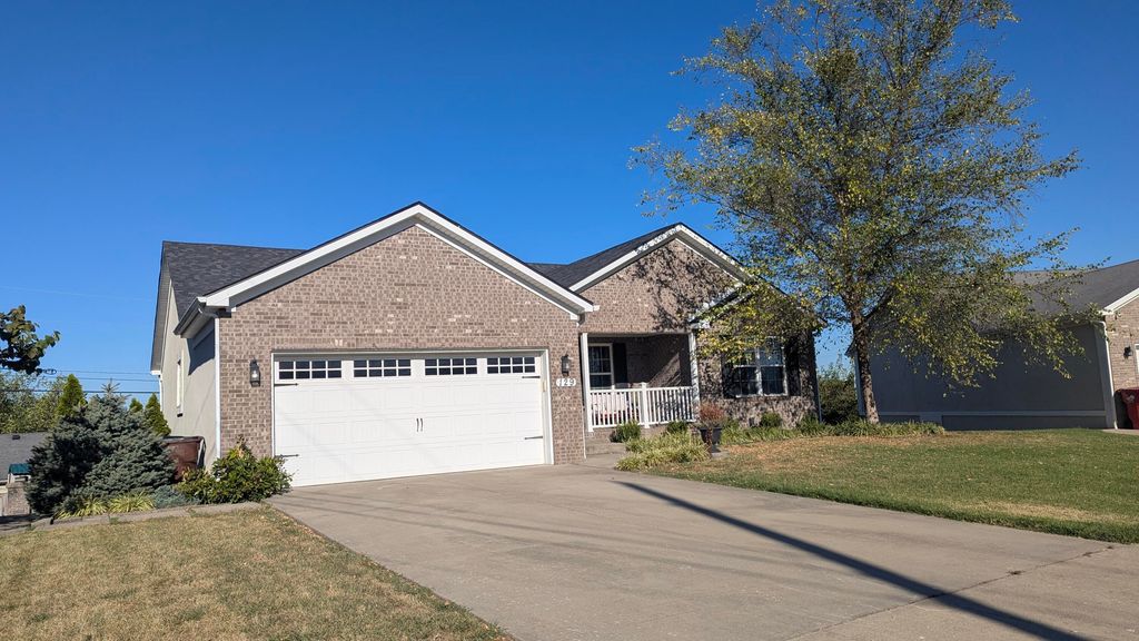 129 Mcpeek Place, Nicholasville, KY 40356