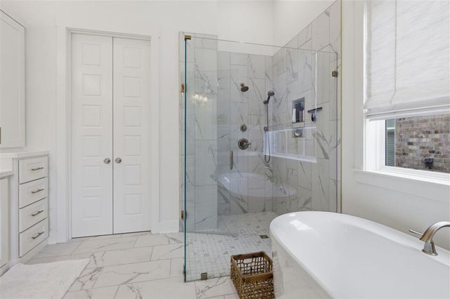 2212 Nikal Drive, Lake Charles, LA 70605