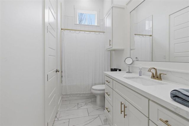 2212 Nikal Drive, Lake Charles, LA 70605