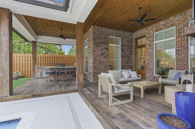 2212 Nikal Drive, Lake Charles, LA 70605