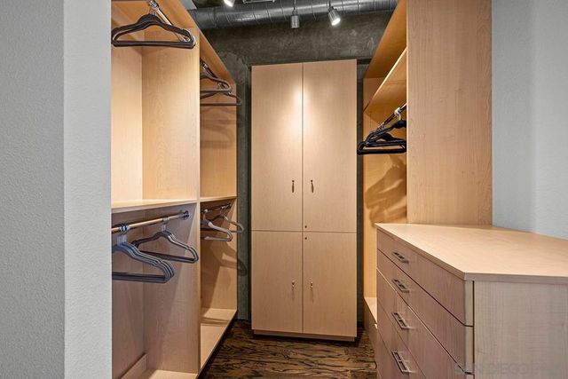 877 Island Ave. 907, San Diego, CA 92101