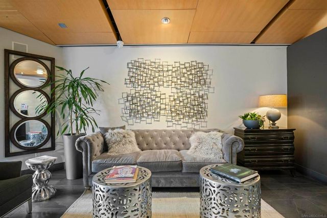 877 Island Ave. 907, San Diego, CA 92101