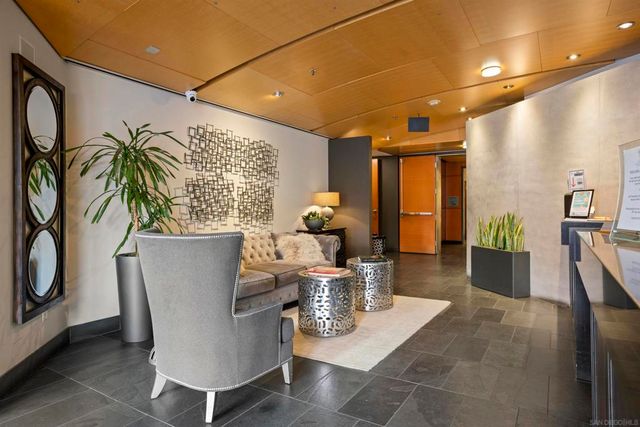 877 Island Ave. 907, San Diego, CA 92101