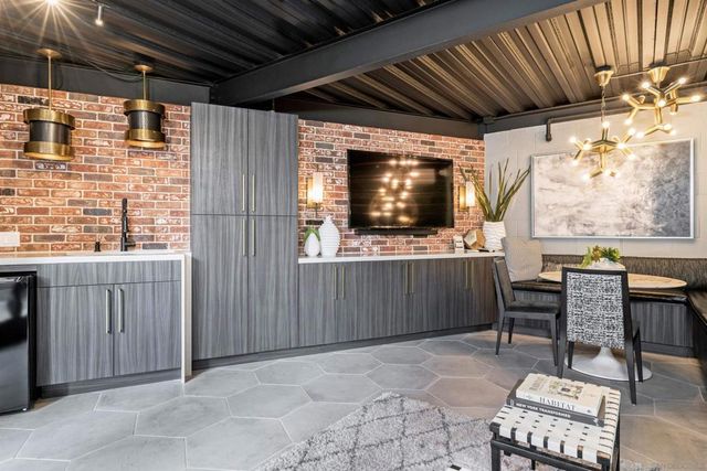 877 Island Ave. 907, San Diego, CA 92101