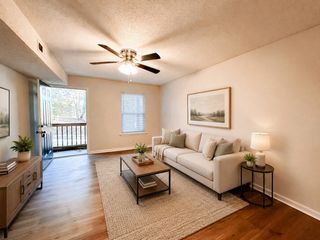 470 Martha Ln Apt H, Clarksville, TN 37043