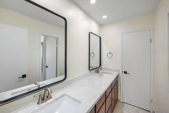 5687 Menorca Dr, San Diego, CA 92124