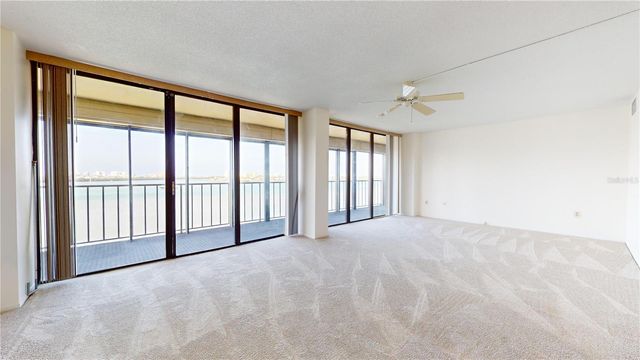 500 N OSCEOLA AVENUE 406, Clearwater, FL 33755